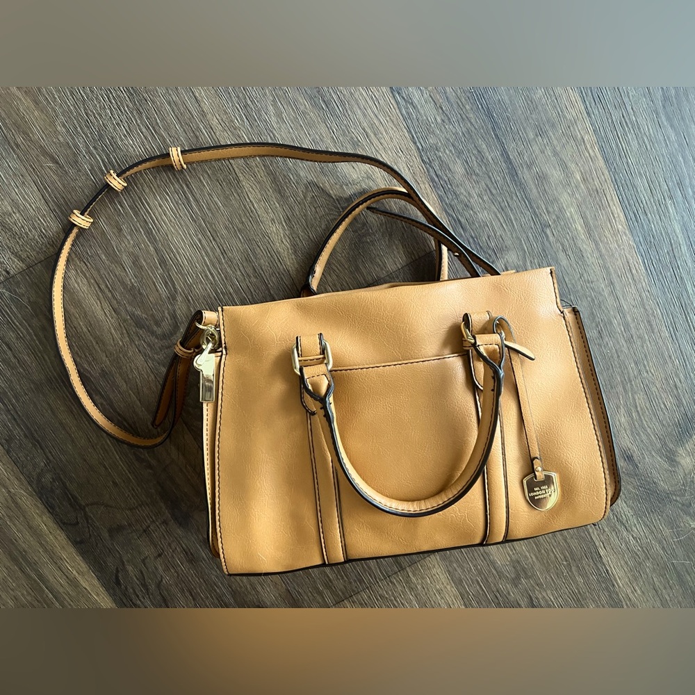 London fog crossbody bag